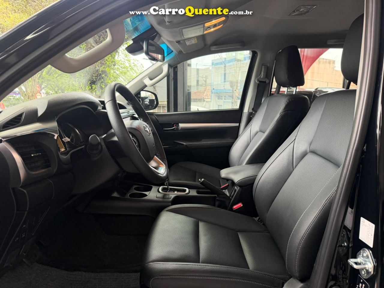 TOYOTA   HILUX CD SRX 4X4 2.8 TDI 16V DIESEL AUT.   PRETO 2026 2.8 DIESEL - Loja