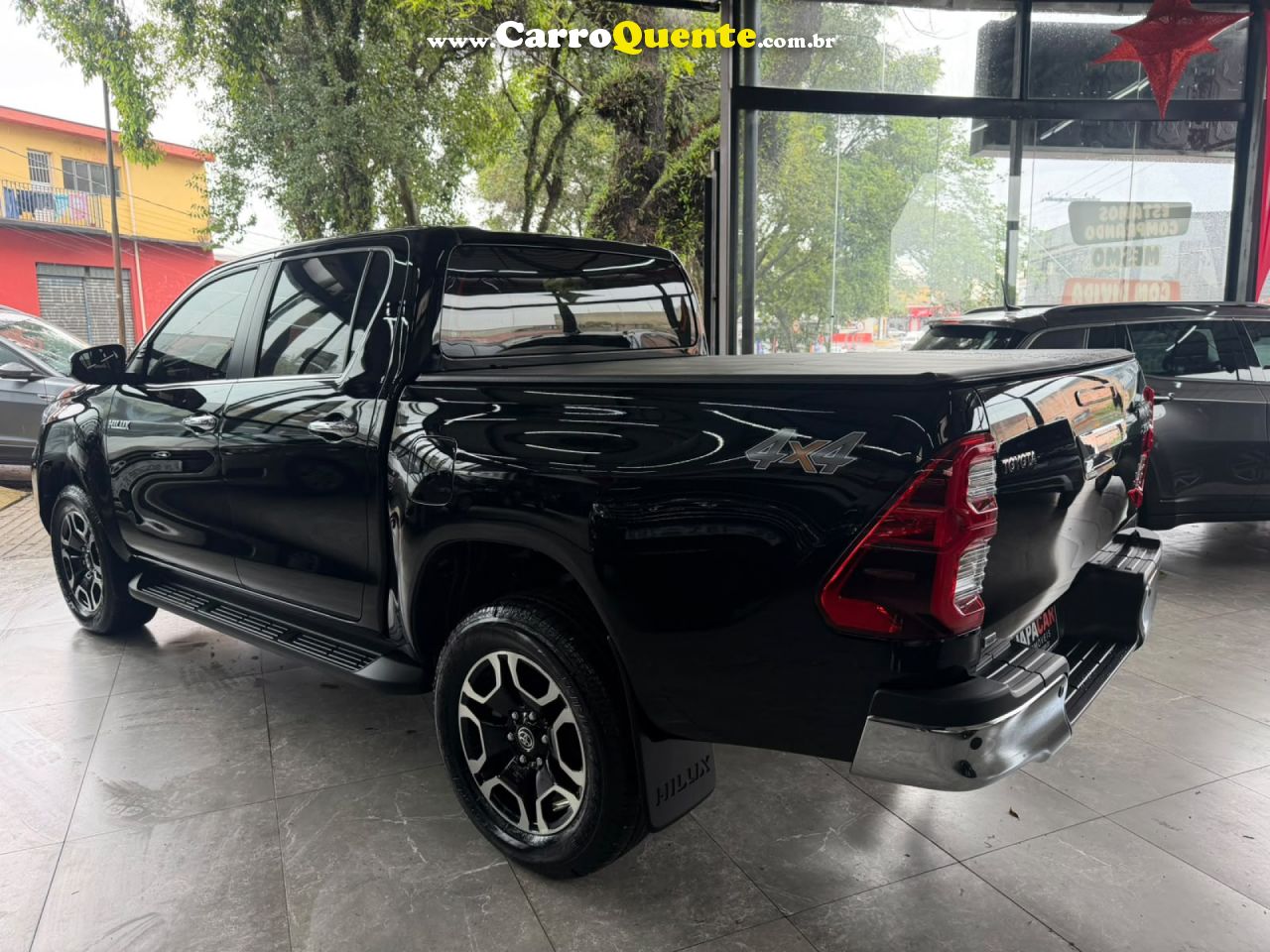 TOYOTA   HILUX CD SRX 4X4 2.8 TDI 16V DIESEL AUT.   PRETO 2026 2.8 DIESEL - Loja