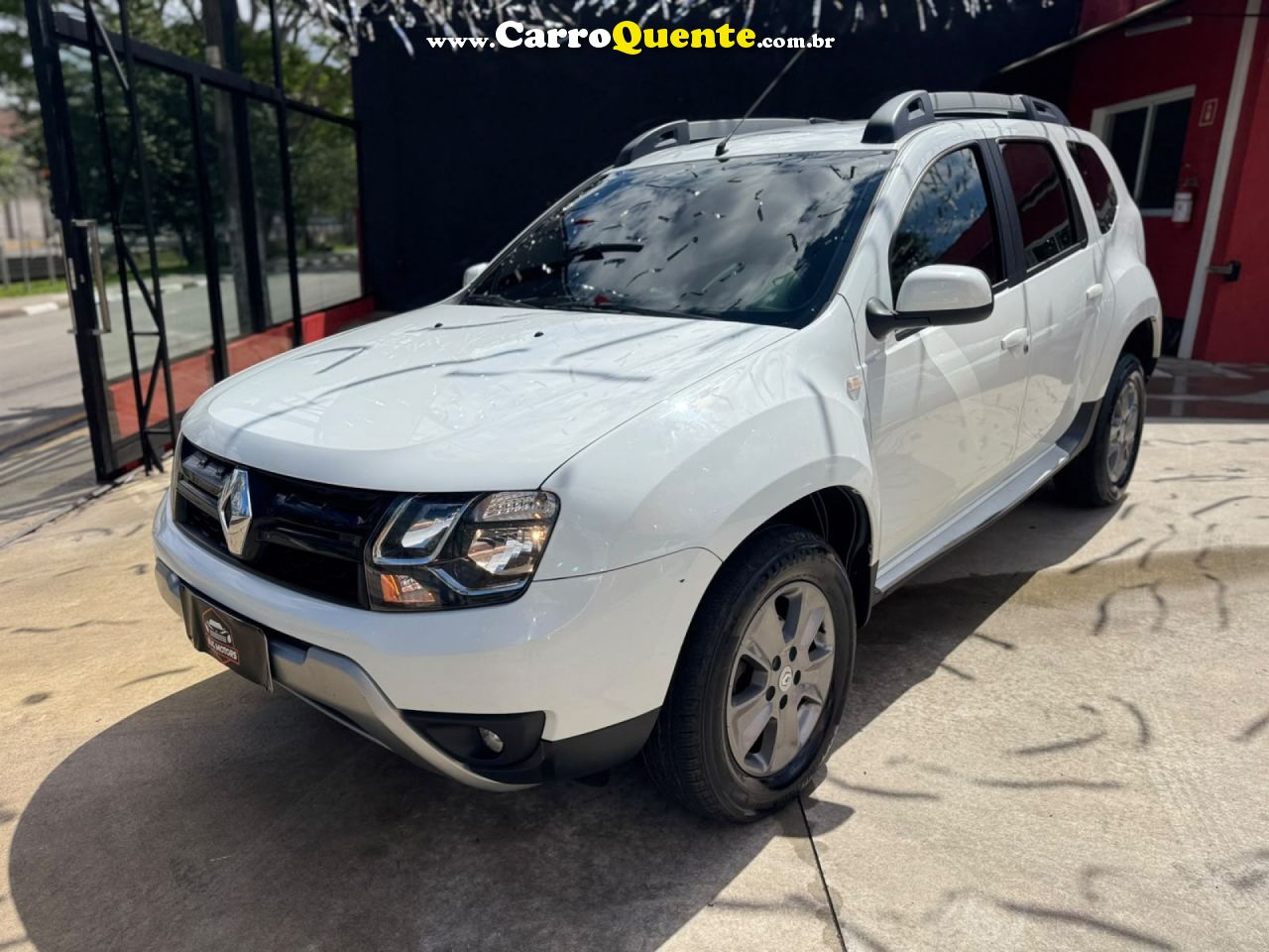RENAULT   DUSTER DYNAMIQUE 1.6 FLEX 16V AUT.   BRANCO 2018 1.6 FLEX - Loja