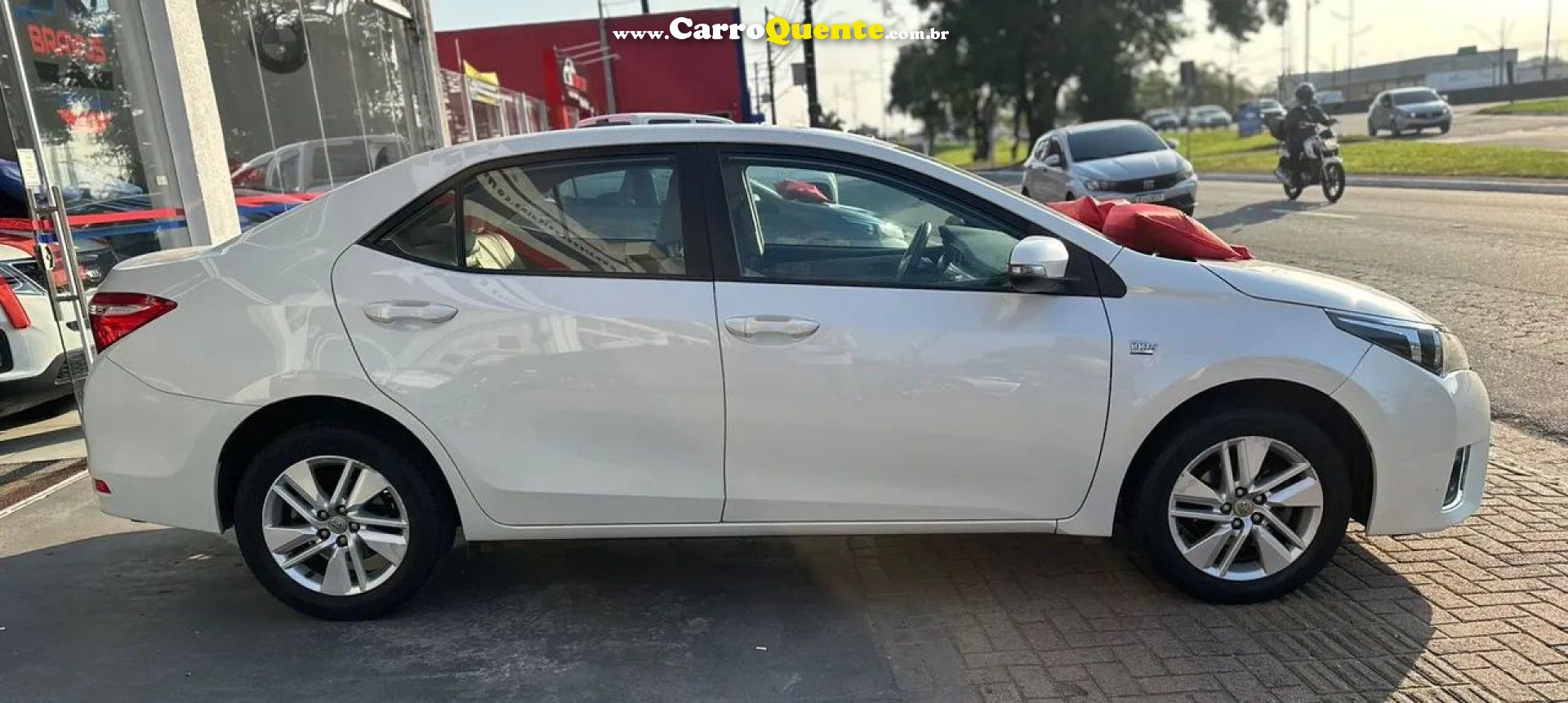 TOYOTA   COROLLA GLI UPPER 1.8 FLEX 16V AUT.   BRANCO 2016 1.8 FLEX - Loja