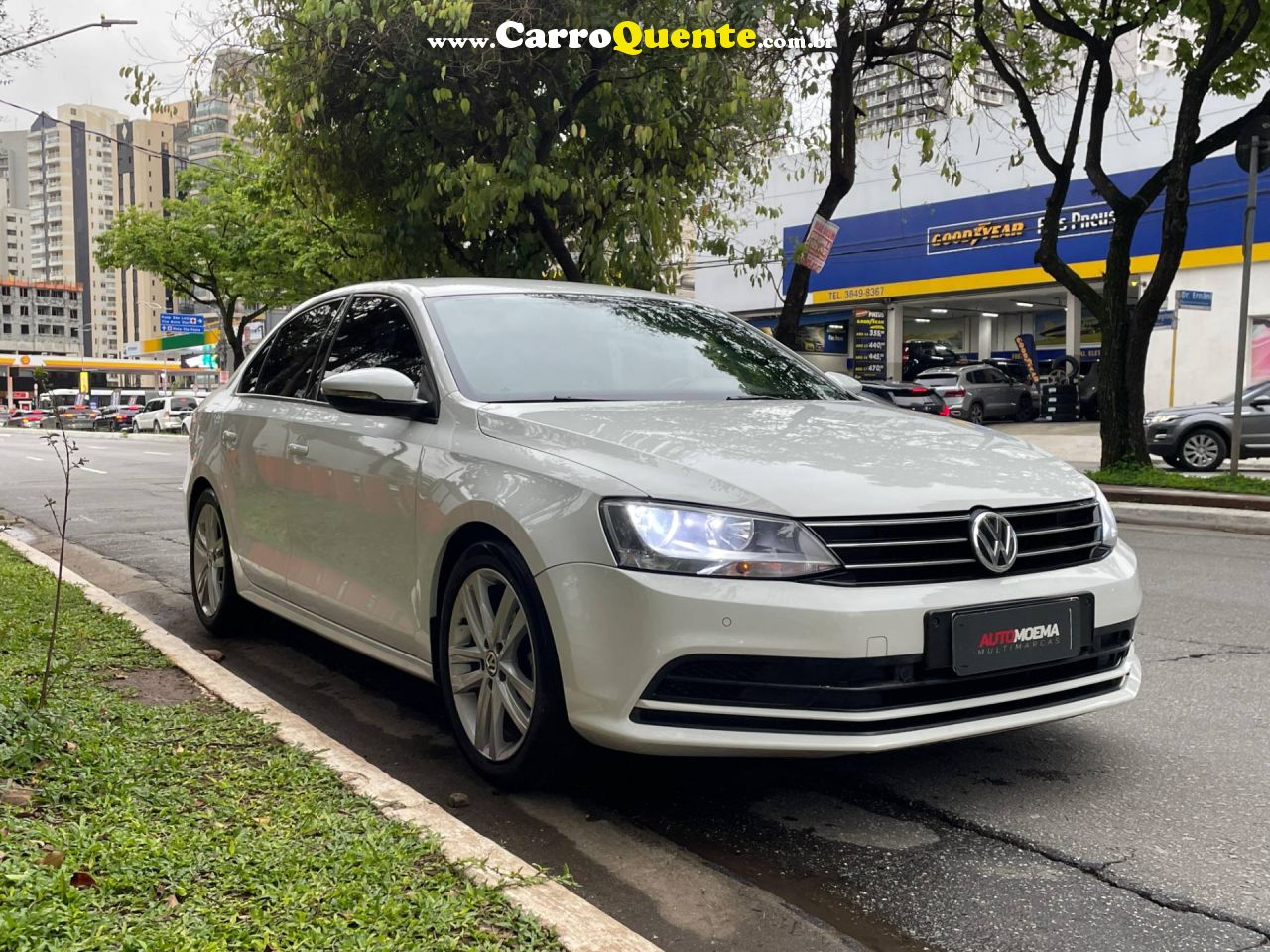 VOLKSWAGEN JETTA 2.0 COMFORTLINE 120CV 2015 - Loja