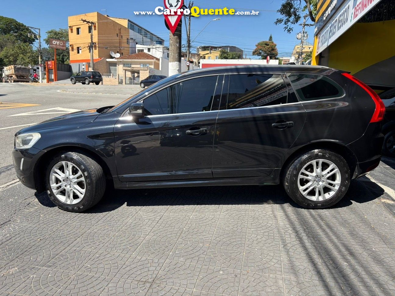 VOLVO XC60 2.0 T5 COMFORT FWD TURBO 2014 - Loja