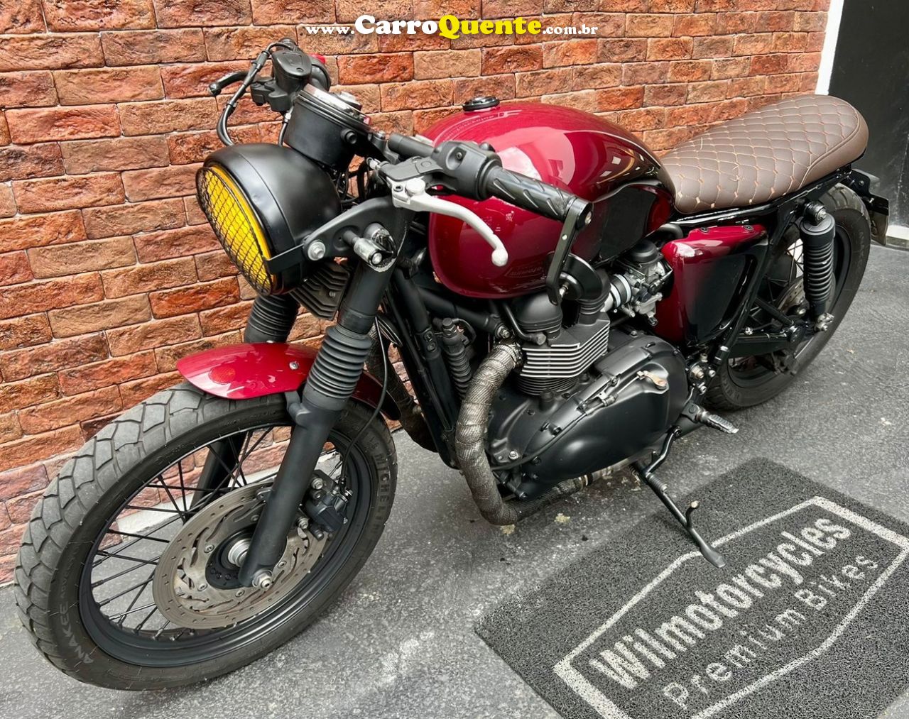 TRIUMPH BONNEVILLE T 100 865 2014 - Loja
