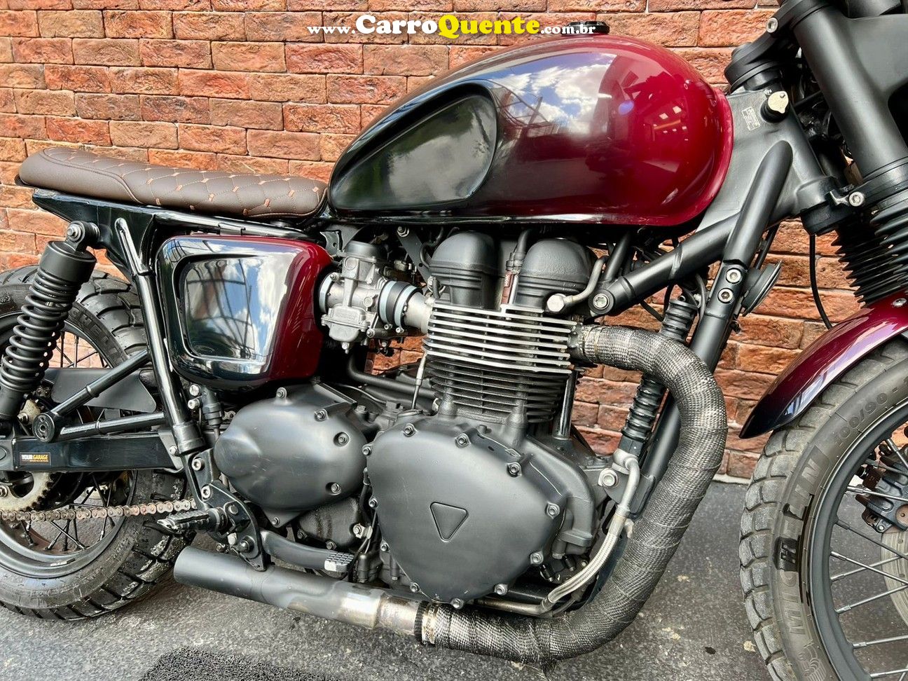 TRIUMPH BONNEVILLE T 100 865 2014 - Loja