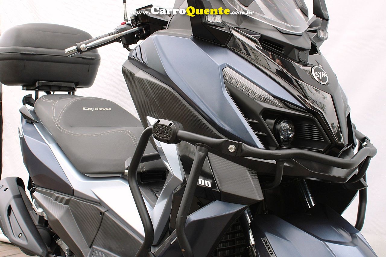 DAFRA CRUISYM 300 2025 - Loja
