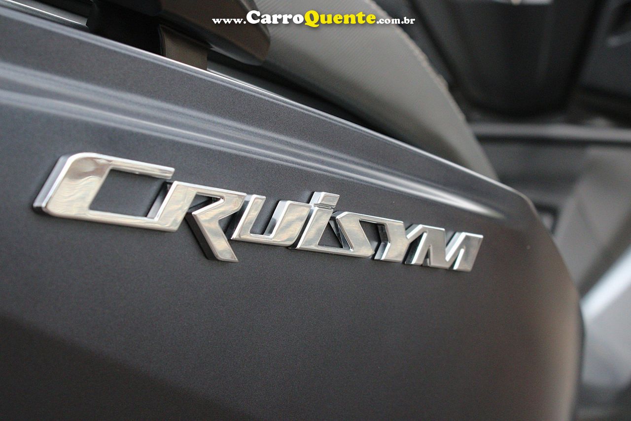DAFRA CRUISYM 300 2025 - Loja