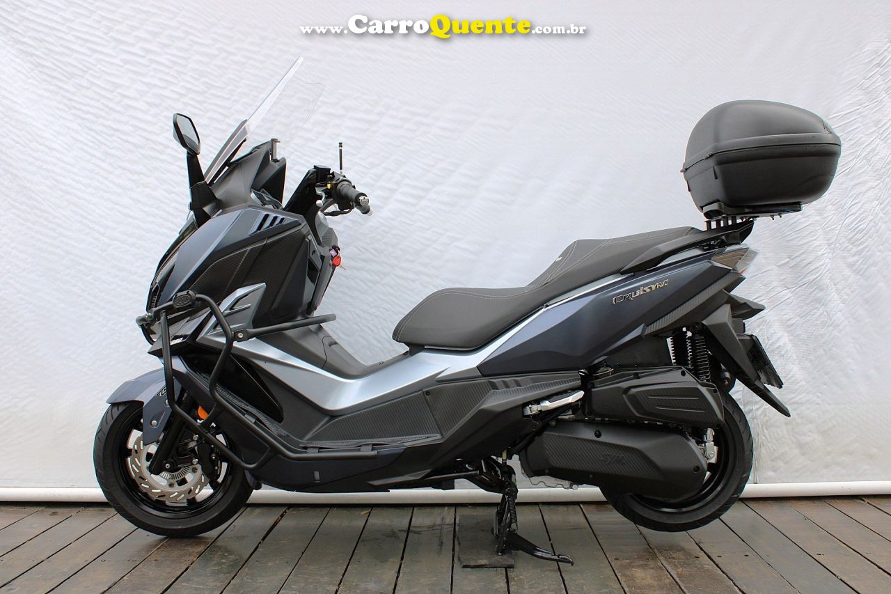 DAFRA CRUISYM 300 2025 - Loja