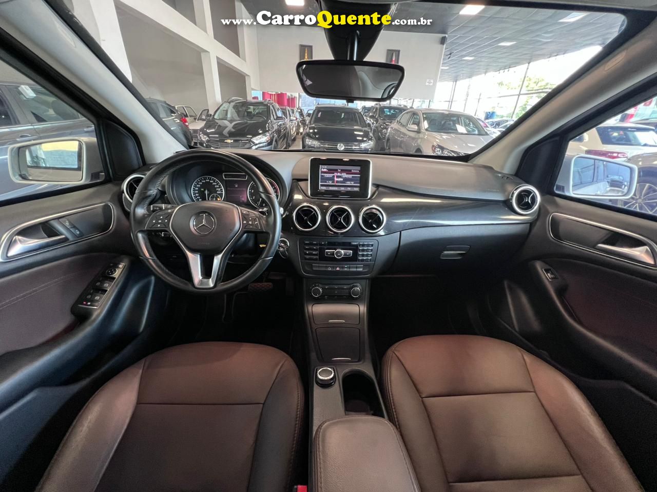 MERCEDES-BENZ B 200 1.6 TURBO 16V 2013 - Loja