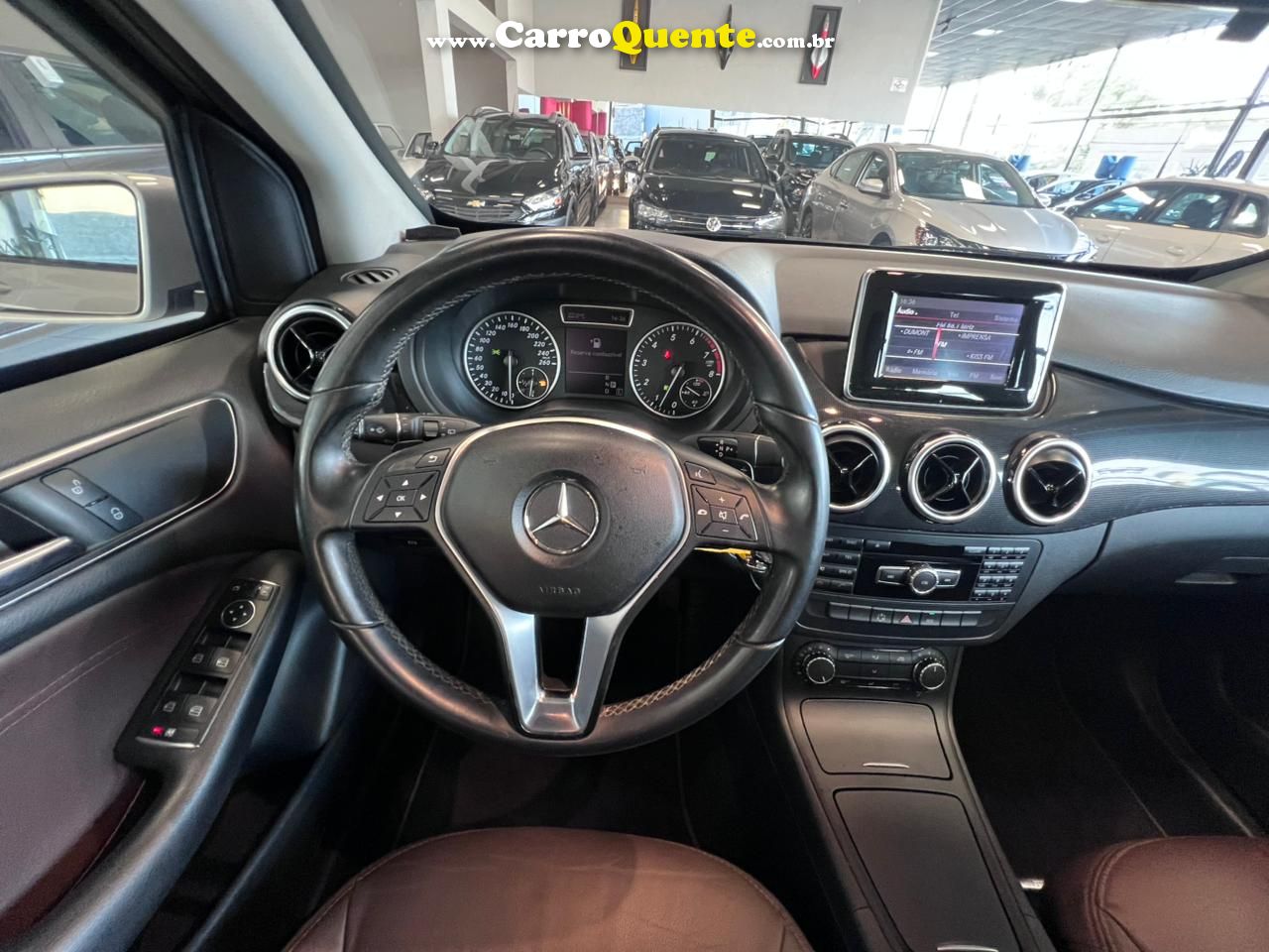 MERCEDES-BENZ B 200 1.6 TURBO 16V 2013 - Loja