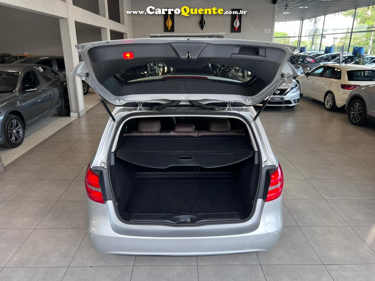 MERCEDES-BENZ B 200 1.6 TURBO 16V 2013 - Loja