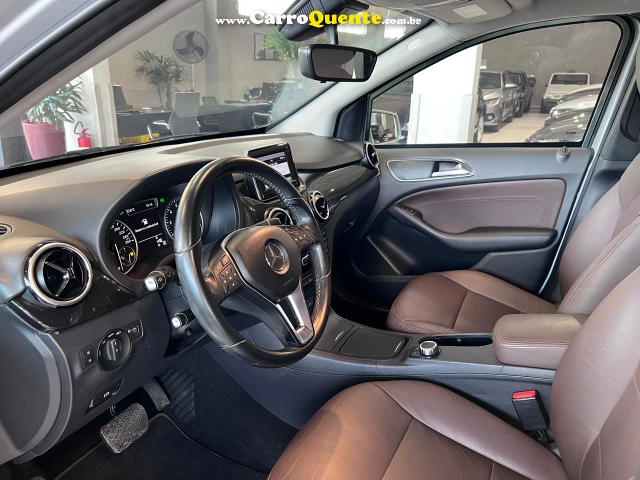 MERCEDES-BENZ B 200 1.6 TURBO 16V 2013 - Loja