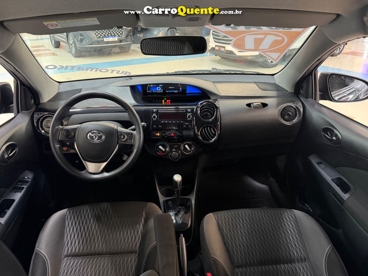 TOYOTA ETIOS 1.5 XS SEDAN 16V 2017 - Loja