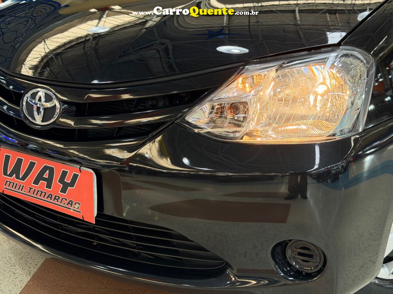TOYOTA ETIOS 1.5 XS SEDAN 16V 2017 - Loja