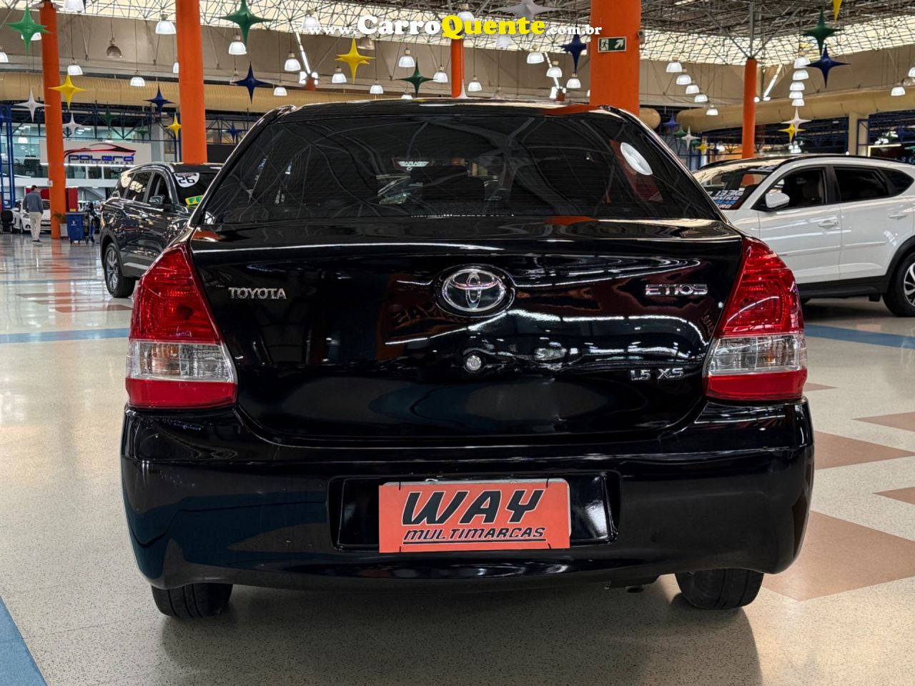 TOYOTA ETIOS 1.5 XS SEDAN 16V 2017 - Loja