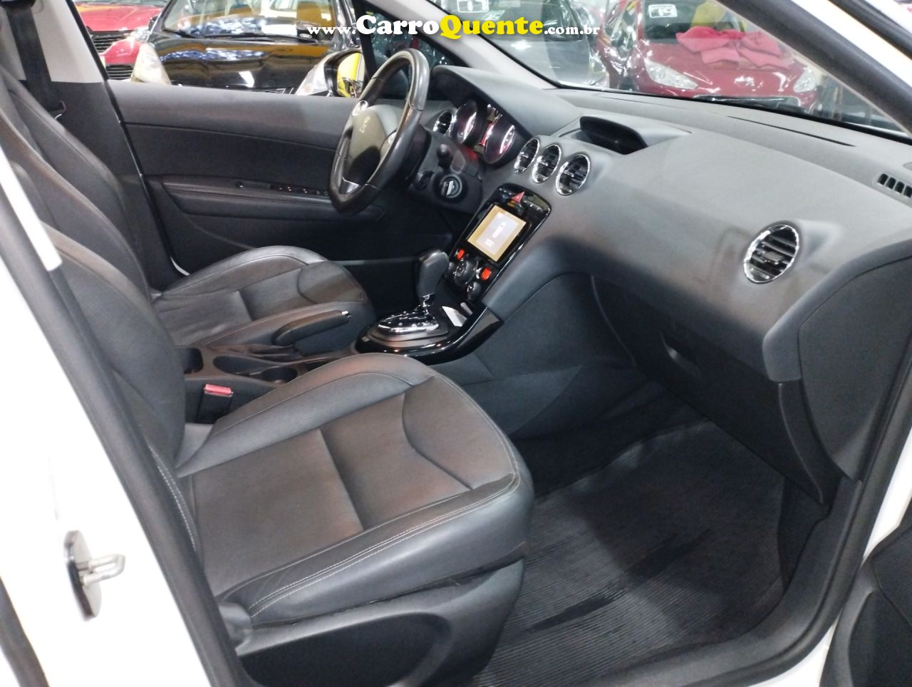 PEUGEOT 408 1.6 GRIFFE 16V TURBO com teto solar 2017 - Loja
