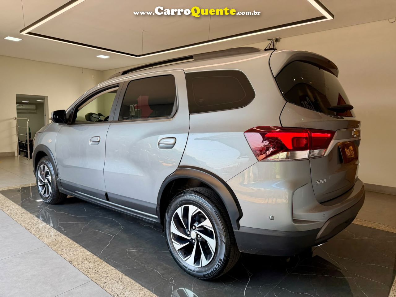 CHEVROLET   SPIN PREMIER 1.8 8V ECONO.FLEX 5P AUT.   PRATA 2025 1.8 FLEX - Loja