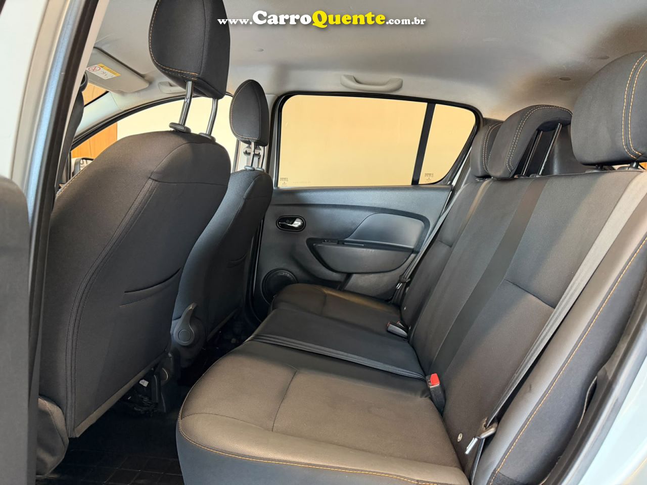 RENAULT   SANDERO STEPWAY FLEX 1.6 16V 5P   PRATA 2019 1.6 FLEX - Loja