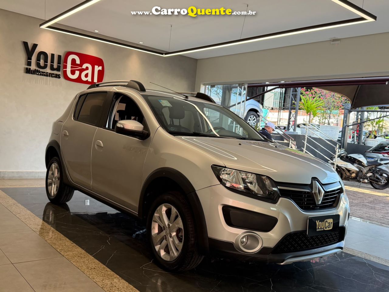 RENAULT   SANDERO STEPWAY FLEX 1.6 16V 5P   PRATA 2019 1.6 FLEX - Loja