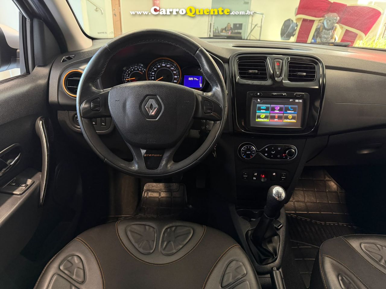 RENAULT   SANDERO STEPWAY FLEX 1.6 16V 5P   PRATA 2019 1.6 FLEX - Loja