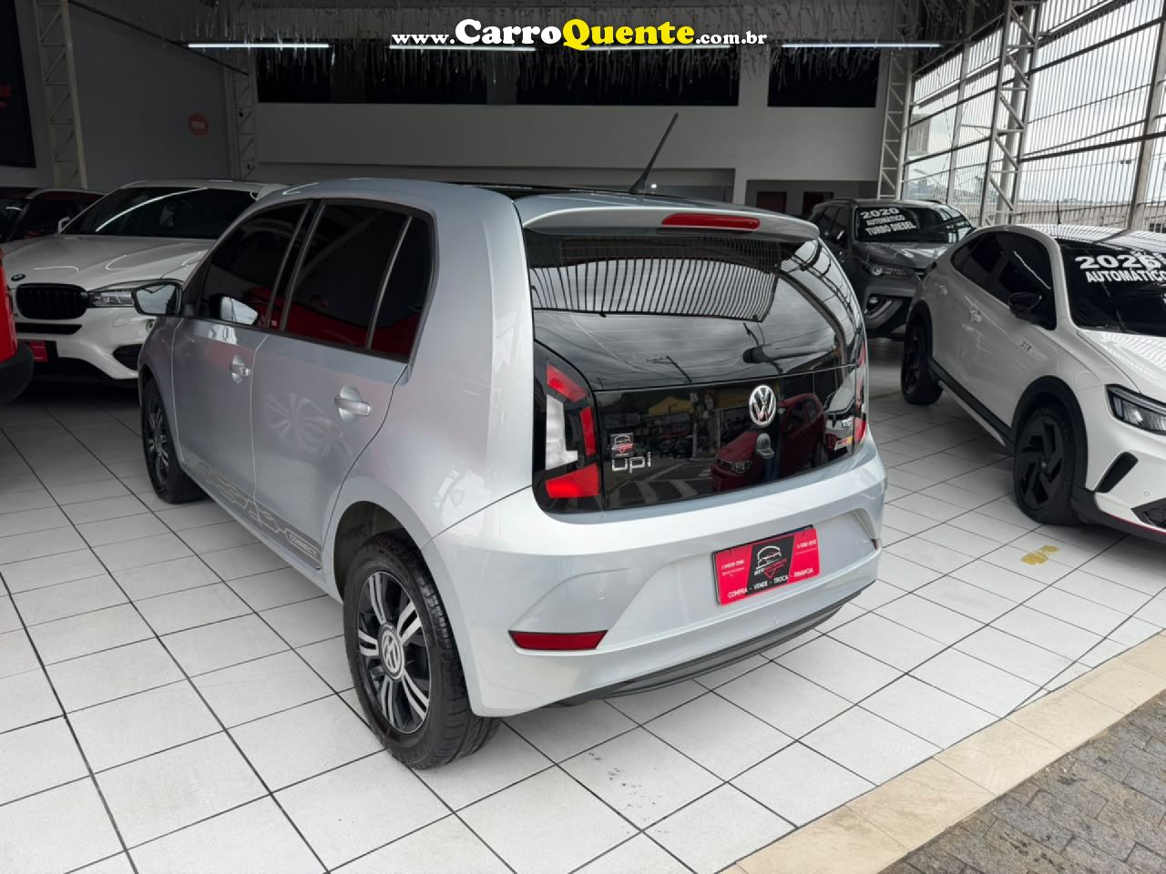 VOLKSWAGEN   UP! MOVE 1.0 TSI TOTAL FLEX 12V 5P   PRATA 2018 1.0 FLEX - Loja