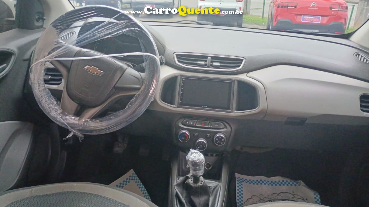 CHEVROLET   ONIX HATCH LT 1.0 8V FLEXPOWER 5P MEC.   BRANCO 2015 1.0 FLEX - Loja
