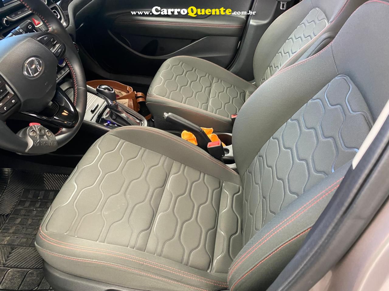 HYUNDAI   HB20X EVOLUTION 1.6 FLEX 16V AUT.   PRATA 2020 1.6 FLEX - Loja