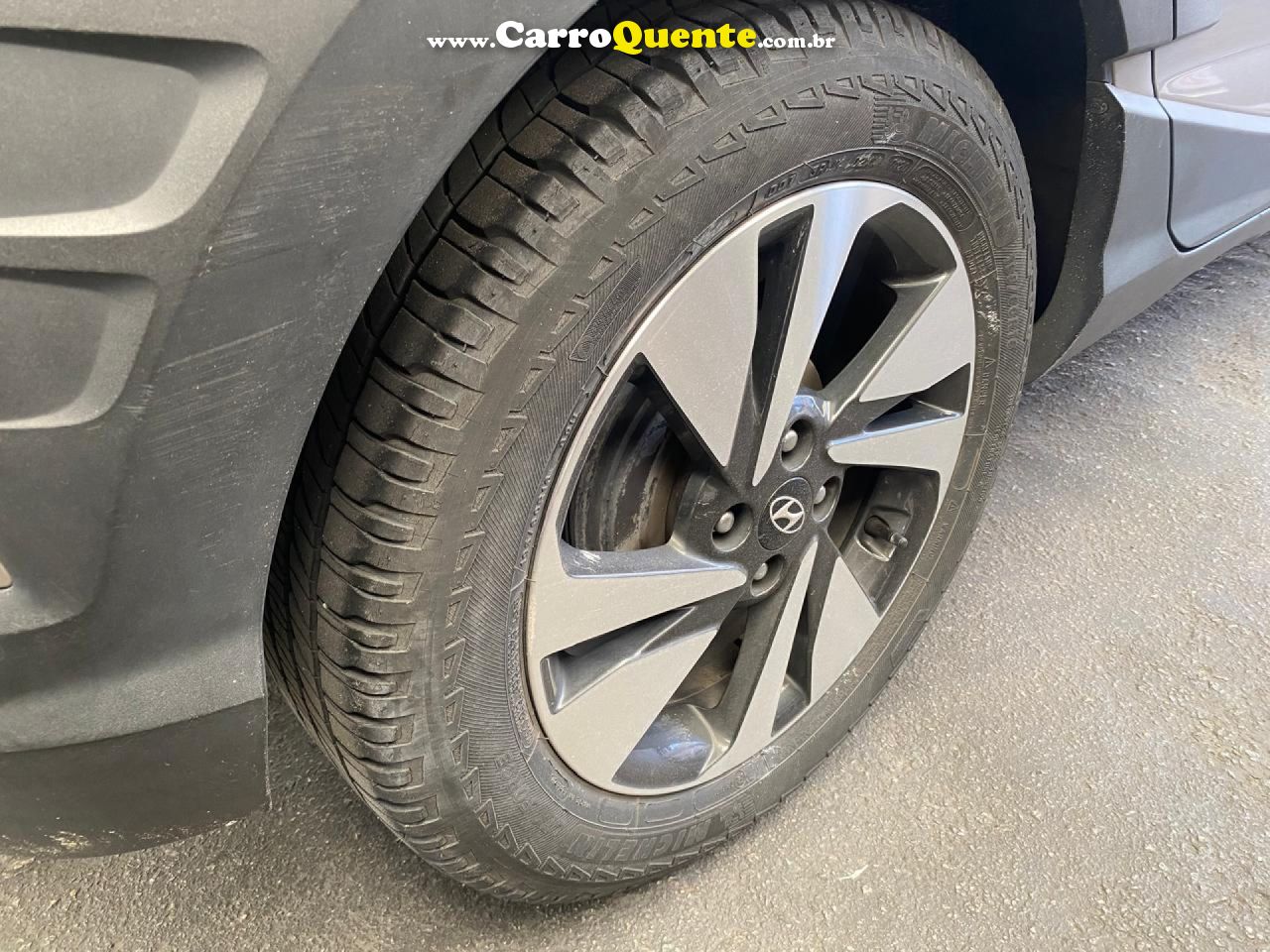 HYUNDAI   HB20X EVOLUTION 1.6 FLEX 16V AUT.   PRATA 2020 1.6 FLEX - Loja