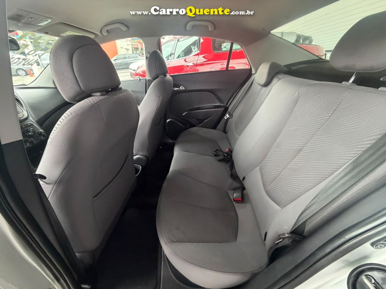 HYUNDAI   HB20S C.STYLEC.PLUS1.6 FLEX 16V AUT. 4P   PRATA 2015 1.6 FLEX - Loja