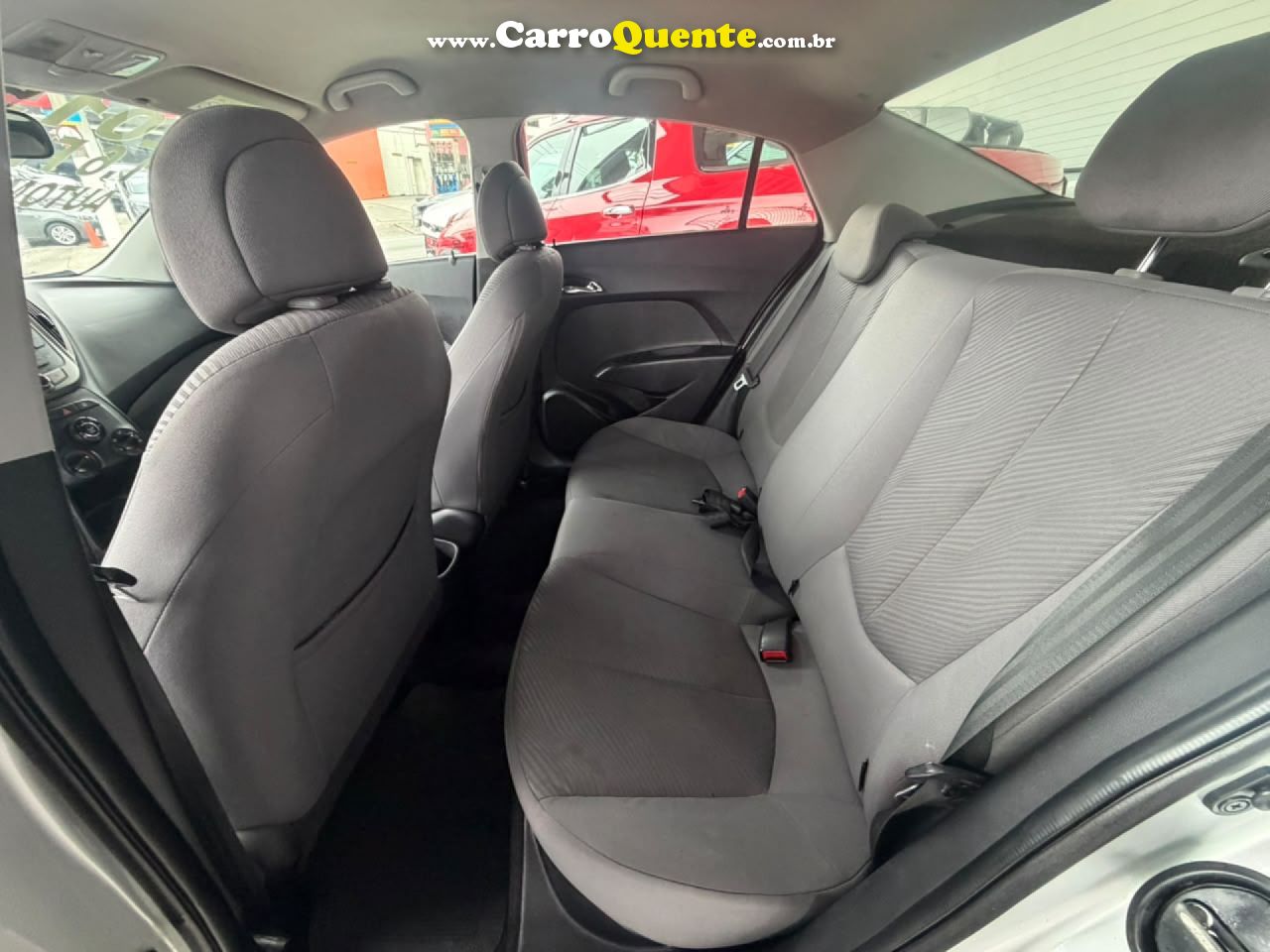 HYUNDAI   HB20S C.STYLEC.PLUS1.6 FLEX 16V AUT. 4P   PRATA 2015 1.6 FLEX - Loja