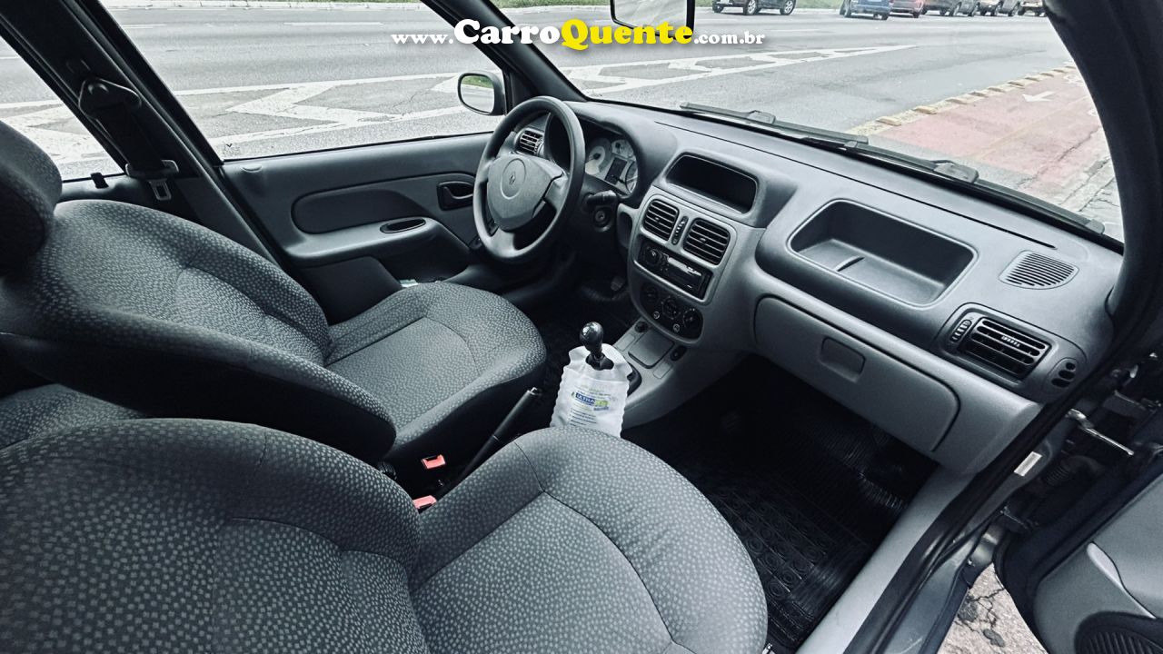 RENAULT   CLIO CAM1016VH   CINZA 2011 1.0 FLEX - Loja