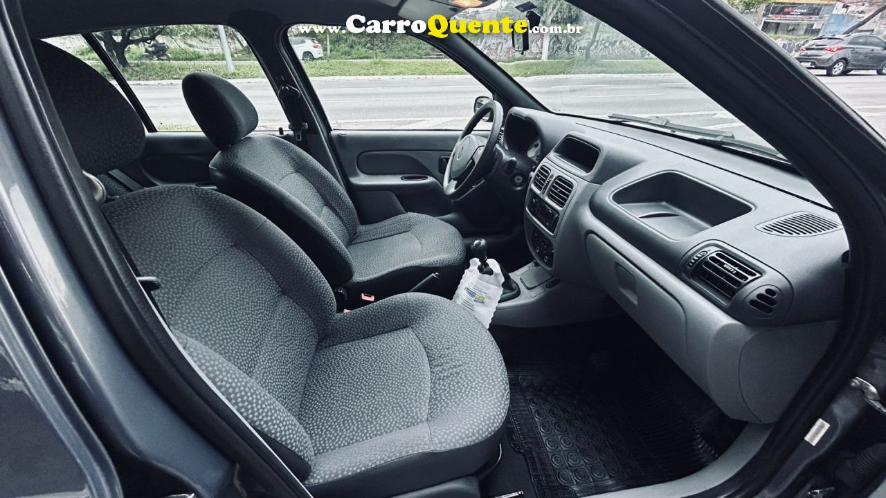 RENAULT   CLIO CAM1016VH   CINZA 2011 1.0 FLEX - Loja