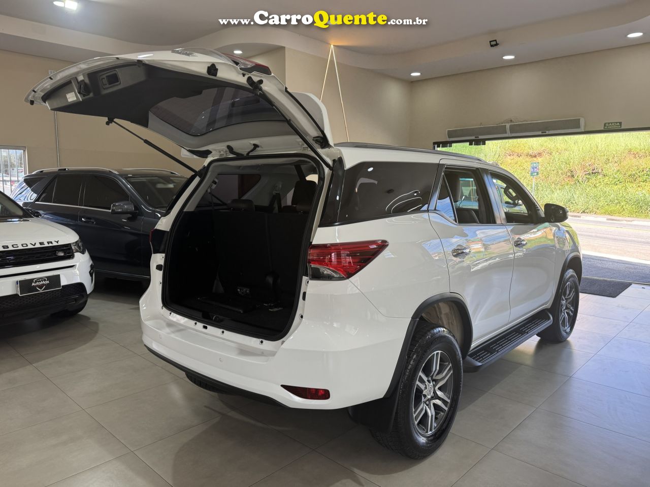 TOYOTA   HILUX SW4 SRV 4X2 2.7 FLEX 16V AUT.   BRANCO 2018 2.7 FLEX - Loja