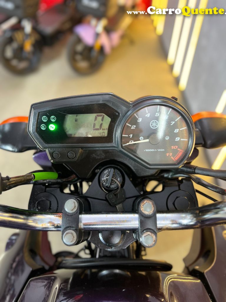 YAMAHA    FAZER YS250   ROXO 2012 250 GASOLINA - Loja