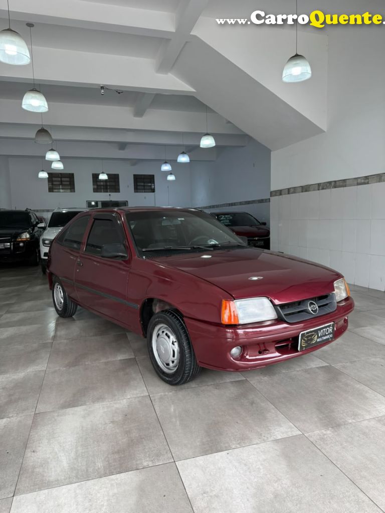 CHEVROLET   KADETT GLSLLITETURIM 1.8   VERMELHO 1996 1.8 GASOLINA - Loja