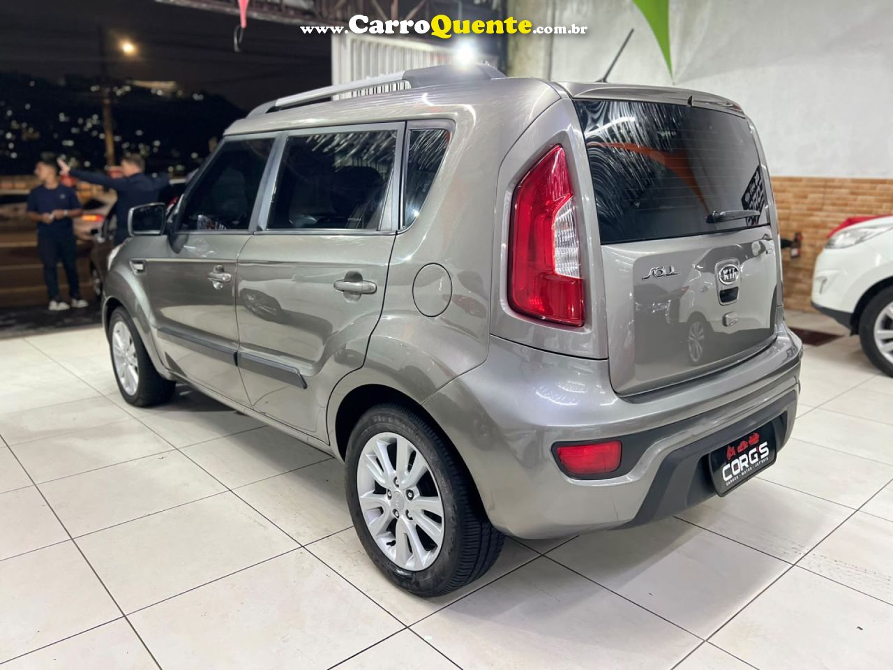 KIA   SOUL 1.6 1.6 16V FLEX AUT.   CINZA 2012 1.6 GASOLINA - Loja