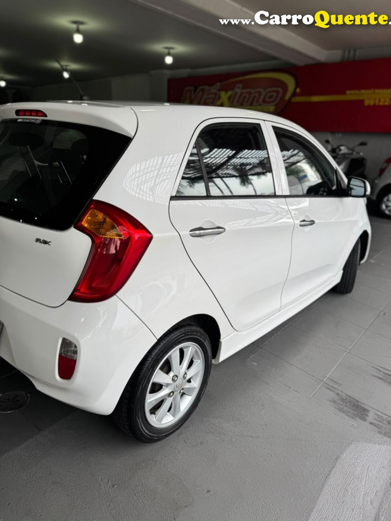 KIA   PICANTO EX 1.11.0 1.0 FLEX MEC.   BRANCO 2013 1.0 FLEX - Loja