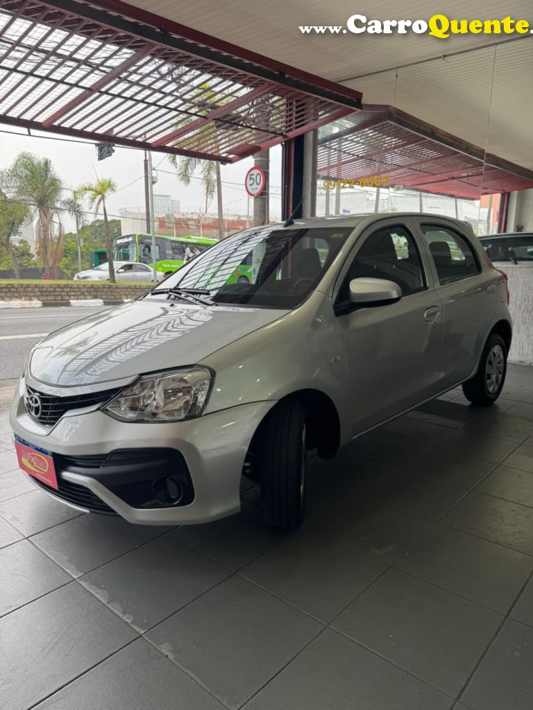 TOYOTA   ETIOS X 1.3 FLEX 16V 5P MEC.   PRATA 2018 1.3 FLEX - Loja