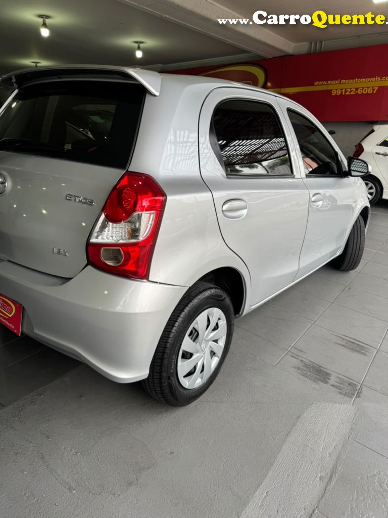 TOYOTA   ETIOS X 1.3 FLEX 16V 5P MEC.   PRATA 2018 1.3 FLEX - Loja