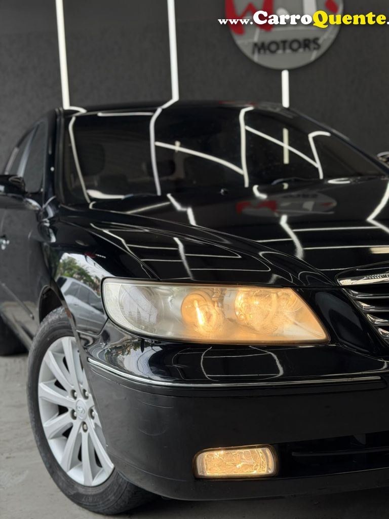 HYUNDAI   AZERA GLS 3.3 V6 24V 4P AUT.   PRETO 2009 3.3 GASOLINA - Loja