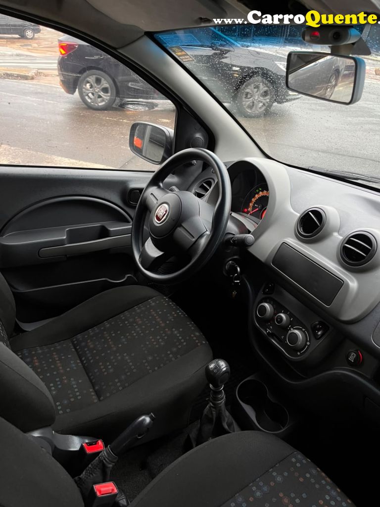 FIAT   UNO VIVACE CELEB. 1.0 EVO F.FLEX 8V 5P   CINZA 2014 1.0 FLEX - Loja