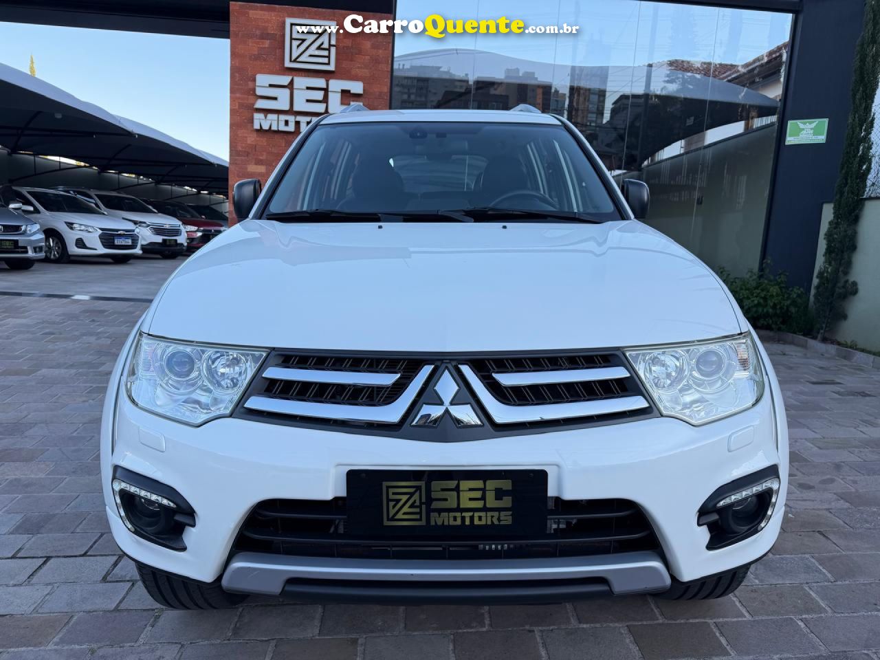 MITSUBISHI   PAJERO HPE 3.5 4X4 FLEX 5P AUT.   BRANCO 2017 3.5 FLEX - Loja