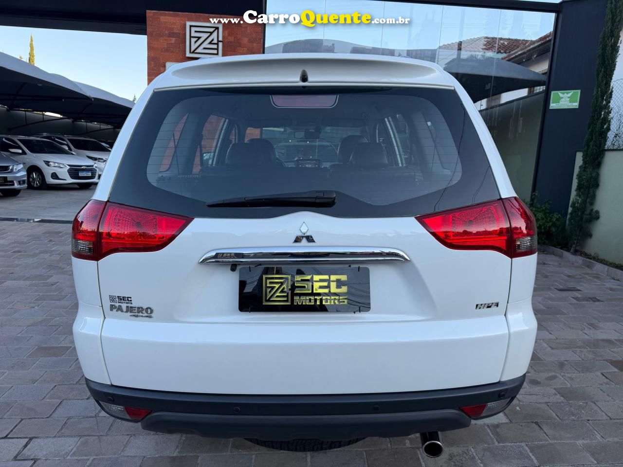 MITSUBISHI   PAJERO HPE 3.5 4X4 FLEX 5P AUT.   BRANCO 2017 3.5 FLEX - Loja