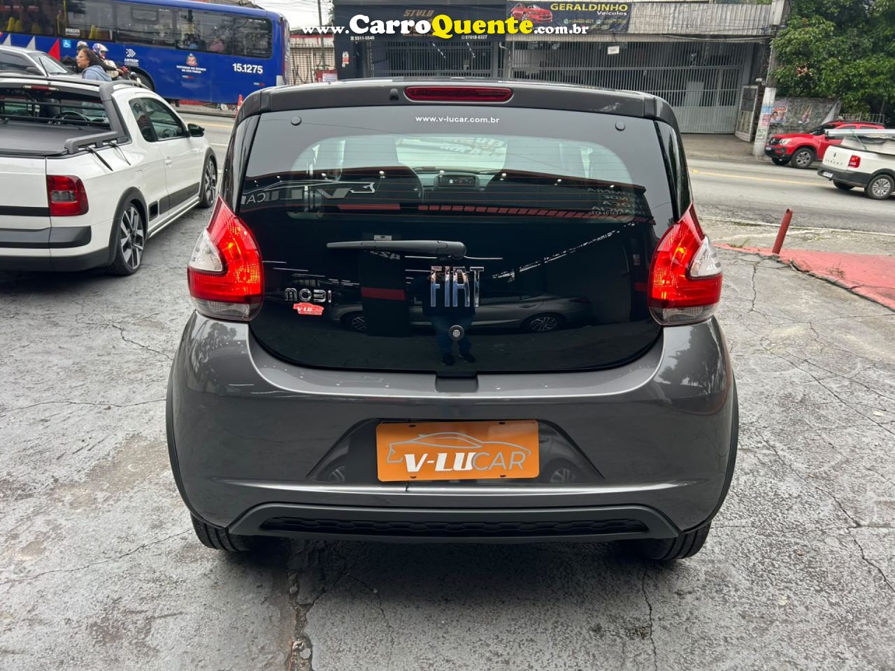 FIAT   MOBI LIKE 1.0 FIRE FLEX 5P.   CINZA 2025 1.0 FLEX - Loja