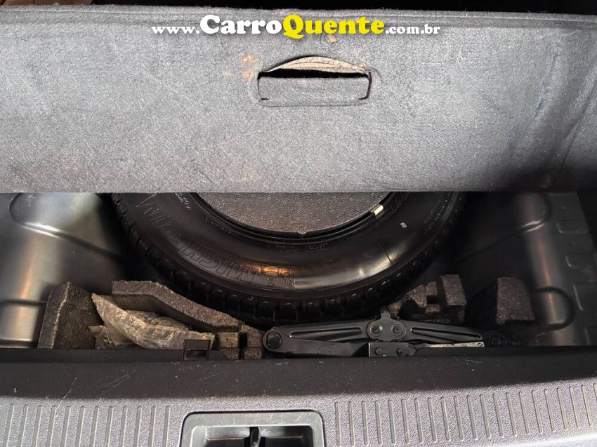 Renault FLUENCE 2.0 PRIVILÉGE 16V FLEX 4P AUTOMÁTICO - Loja