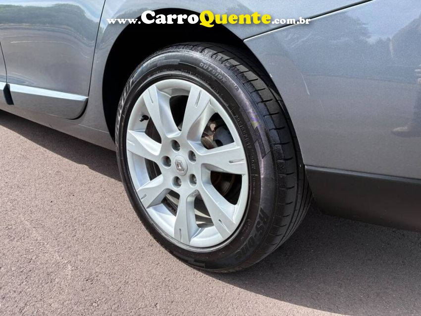 Renault FLUENCE 2.0 PRIVILÉGE 16V FLEX 4P AUTOMÁTICO - Loja