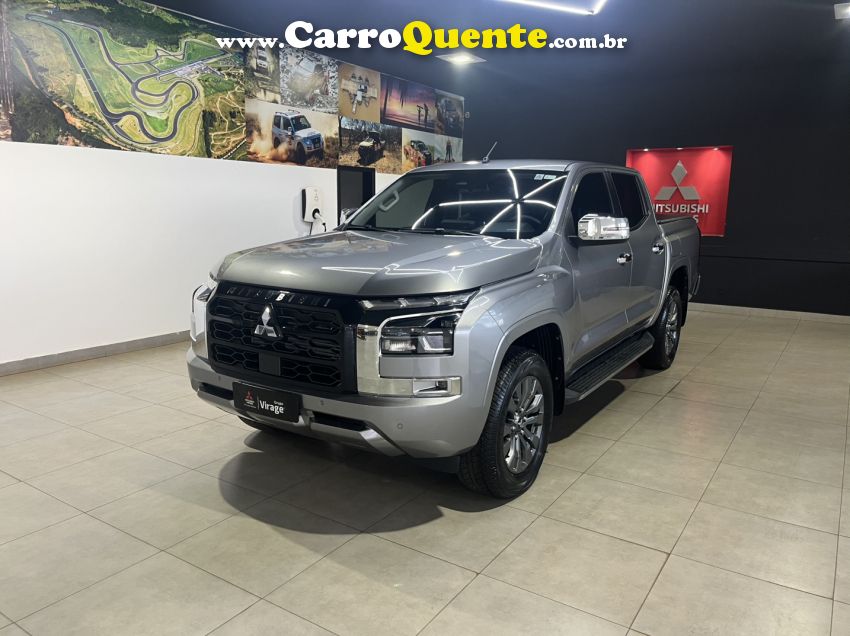 Mitsubishi TRITON 2.4 BITURBO DIESEL CD HPE-S 4X4 AUTOMÁTICO - Loja