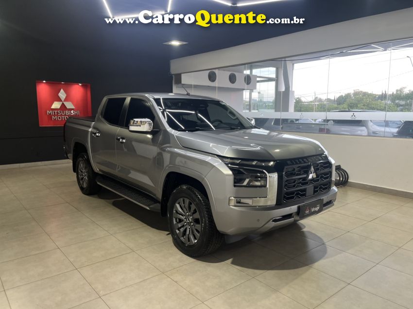 Mitsubishi TRITON 2.4 BITURBO DIESEL CD HPE-S 4X4 AUTOMÁTICO - Loja