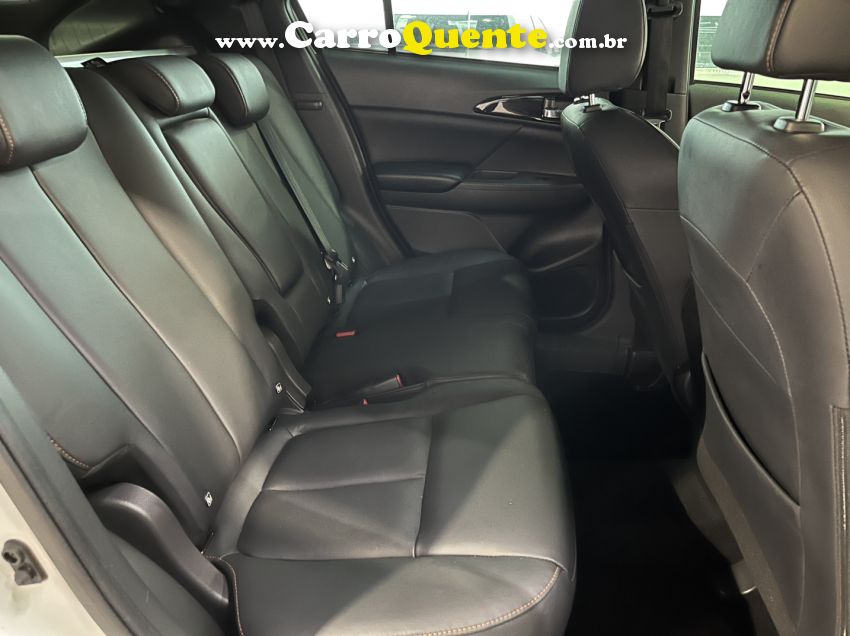 Mitsubishi ECLIPSE CROSS 1.5 MIVEC TURBO GASOLINA HPE-S CVT - Loja