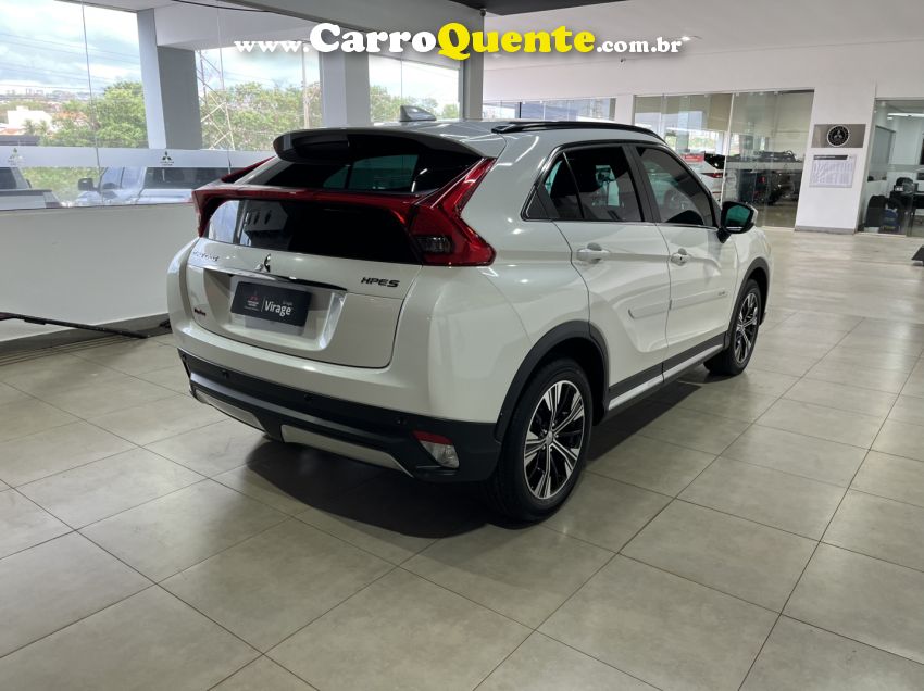 Mitsubishi ECLIPSE CROSS 1.5 MIVEC TURBO GASOLINA HPE-S CVT - Loja