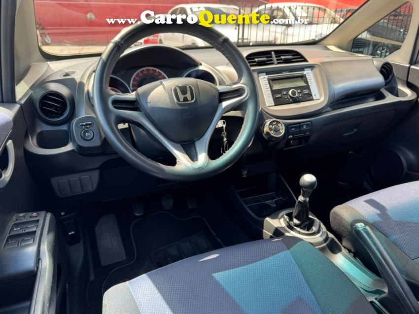 Honda FIT 1.4 DX 16V FLEX 4P MANUAL - Loja